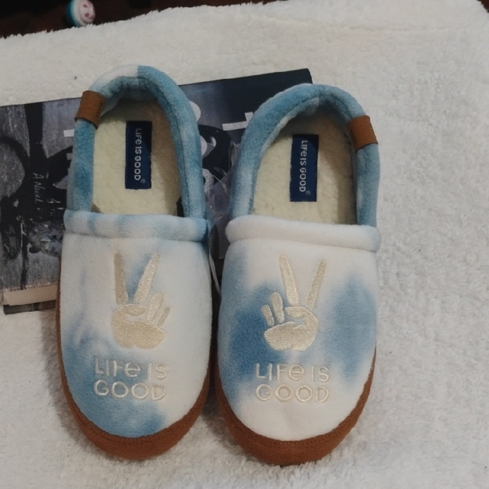 Life is Good Blue and White Slippers